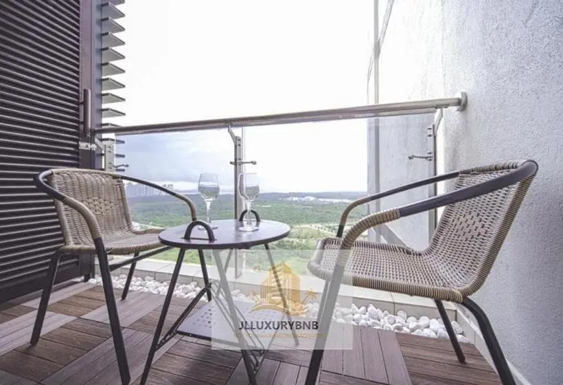 エクゼクティブスイート, Jl Luxury Bnb