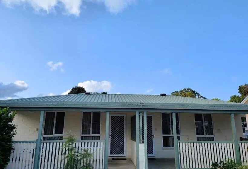 ファミリールーム, Carmila Caravan Park & Cabins