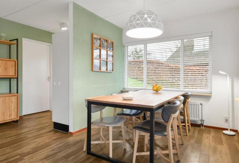 בונגלו סטנדרט עם 3 חדרי שינה, Summio Waterpark De Bloemert