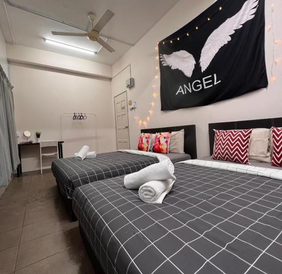 חדר אקונומי לארבעה, Room2#ig Theme Bargainous#shared Bathroom#4pax#2min Kek Lok Si