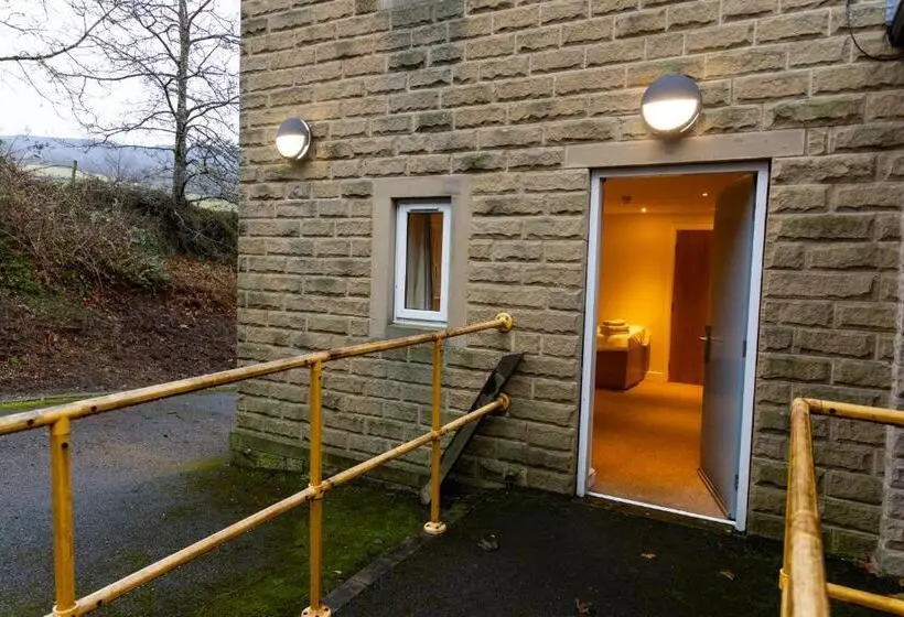 身障者適用スタンダードルーム, Cliff College