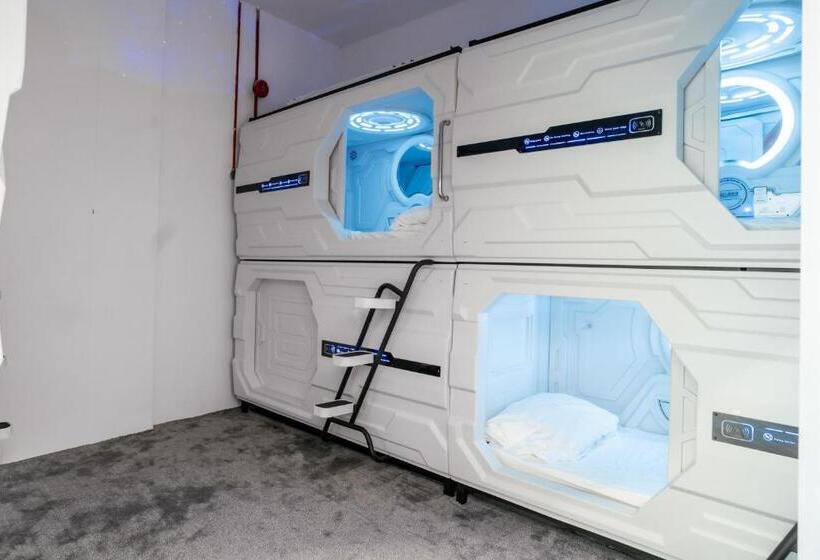 غرفة قياسية فردية حمام مشترك, Norvinton