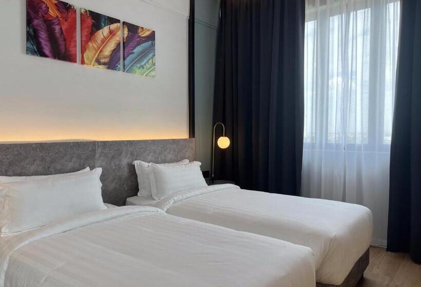 חדר סטנדרט, Fu