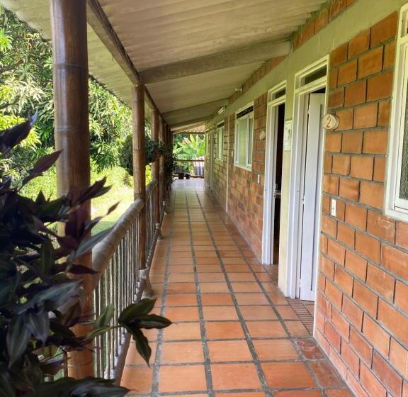 חדר סטנדרט לשלושה, La Granjita Santagueda