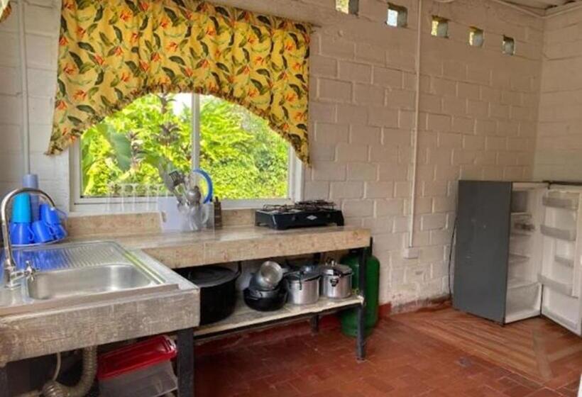 3ベッドルームアパートメント, La Granjita Santagueda