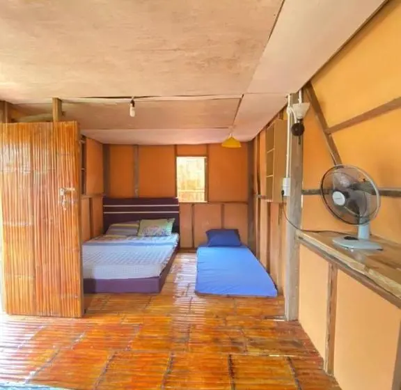浴室共有ファミリールーム, Oyo Home 90737 Disan Baang Kiulu
