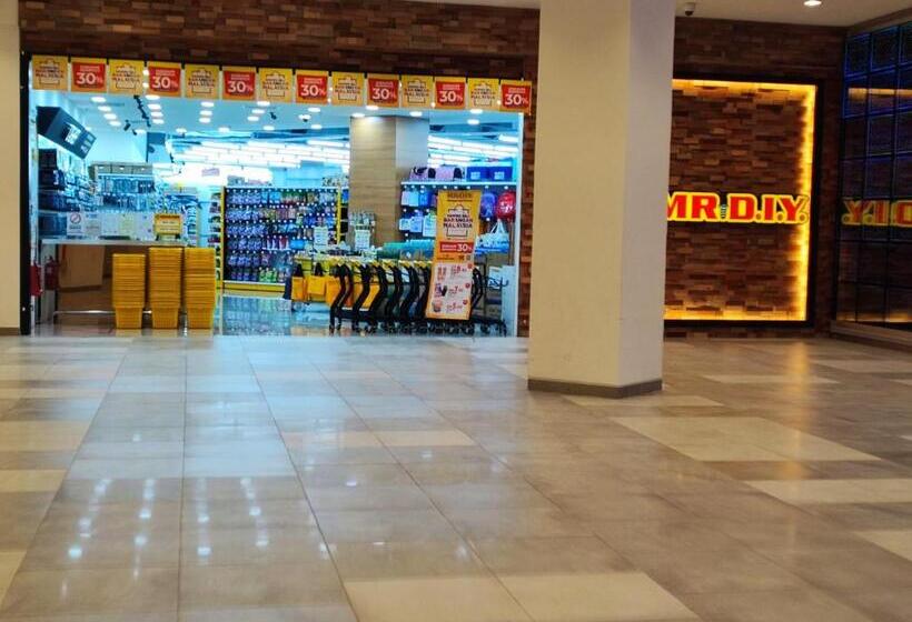 带城市景观的套间, Kuala Lumpur Datum Jelatek   Klcc View   Infont Lrt And 5 Minutes To Klcc  Near By Gleneagles