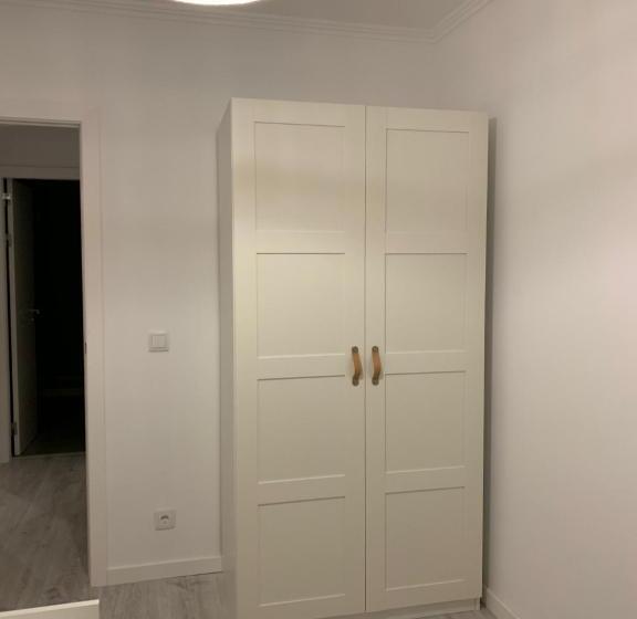 스탠다드 싱글 룸 공동욕실, Carcavelos Beach Shared Serviced Apartment 3