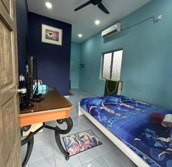 Семейное Студио, Mahasa Penarik Homestay