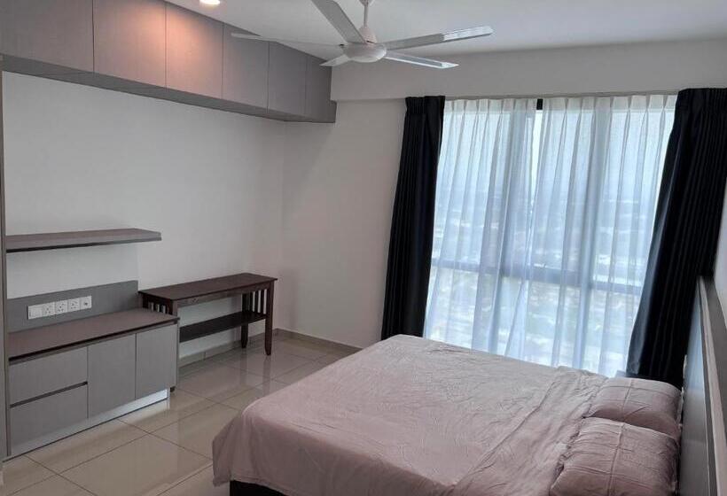 סוויטה משפחתית, Menara Sentral At Juru Sentral