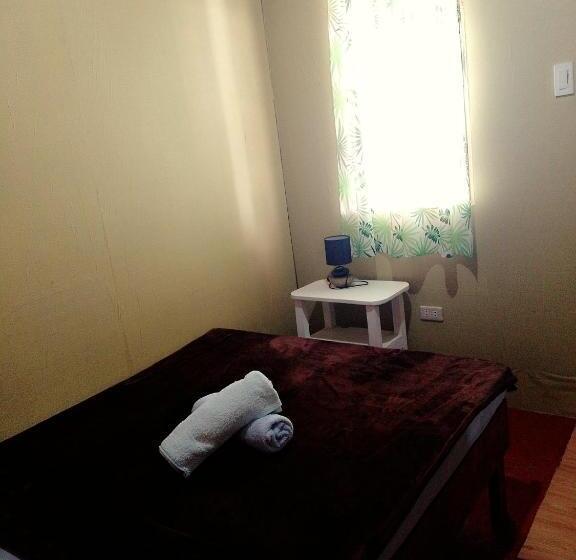 バス共有のスタンダードルーム, Anglers Hub Resort Affordable Hostel