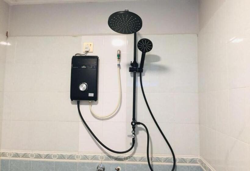 Номер Стандарт, Dlayaran Hotel & Cafe