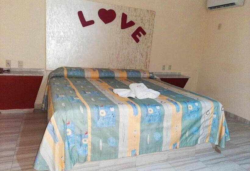 חדר סטנדרט עם מיטת קינג, Love