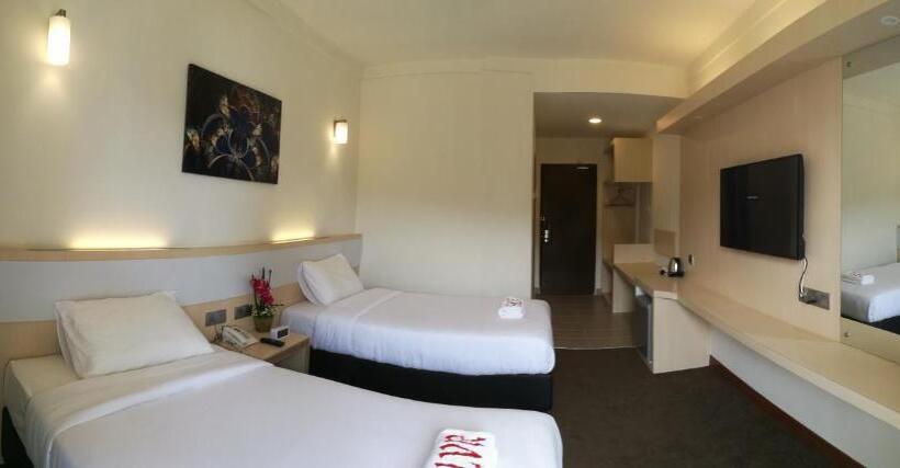 Номер Стандартный с Видом, Serdang Lake View Resort