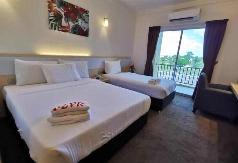 חדר משפחתי, Serdang Lake View Resort