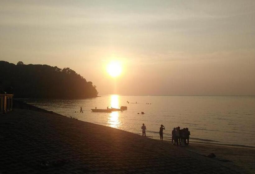 带大床的豪华间, Pd Laguna Resort Holiday