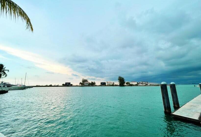 带大床的豪华间, Pd Laguna Resort Holiday