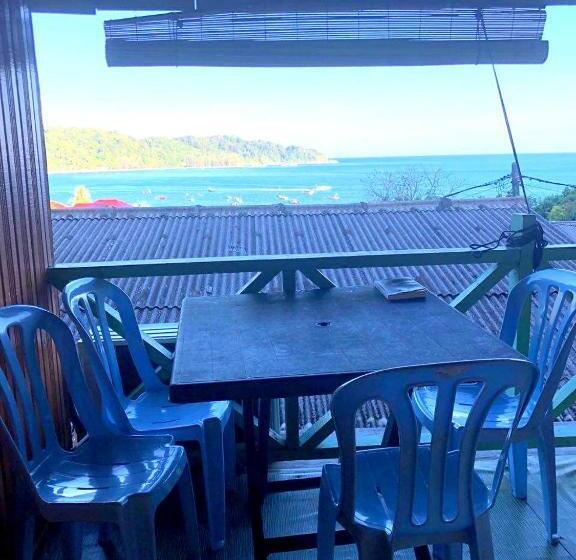 חדר משפחתי, Anis View Perhentian
