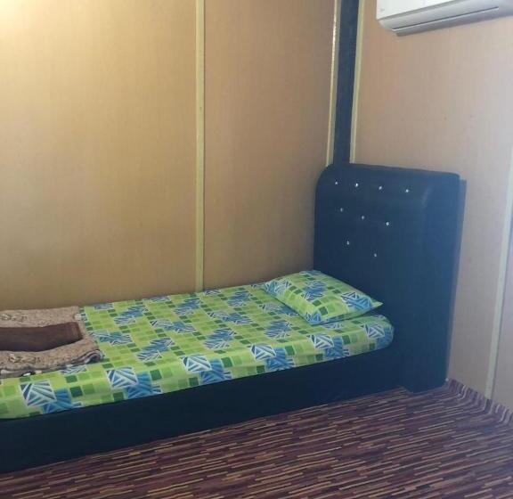 חדר משפחתי, Anis View Perhentian