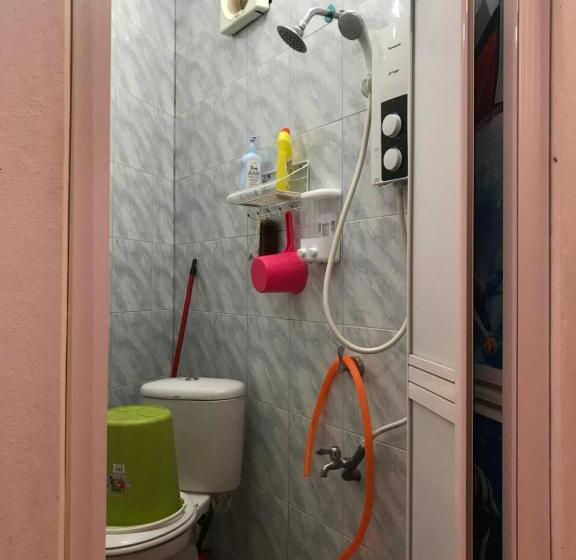 غرفة ديلوكس ثلاثية, Rumah Hentian Ayah