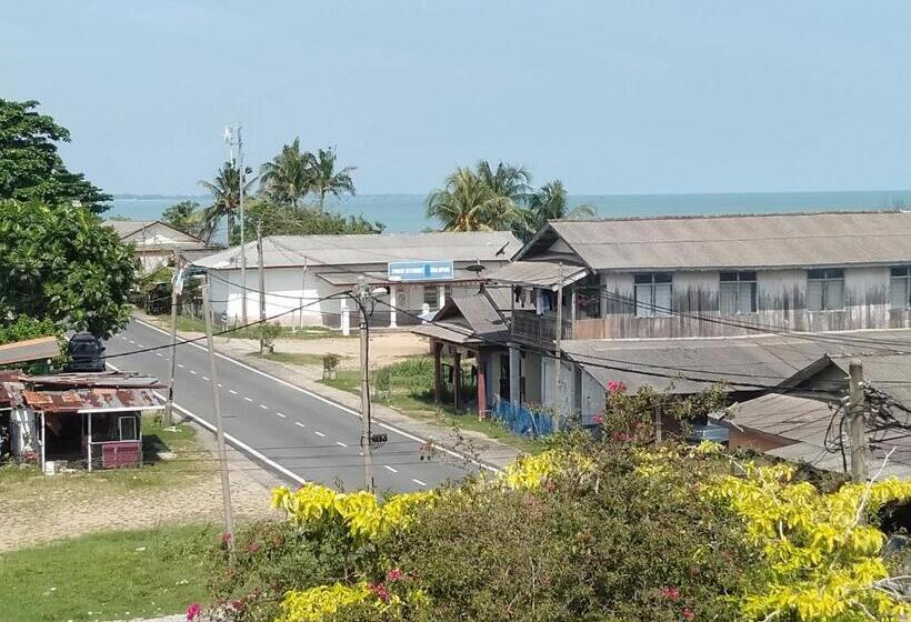 غرفة قياسية رباعية, Rumah Hentian Ayah