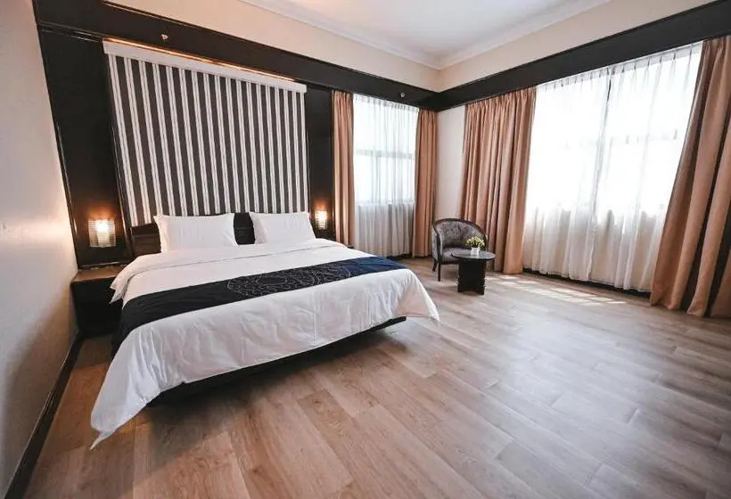 キングサイズベッドのスーペリアルーム, Prime City Hotel Kluang