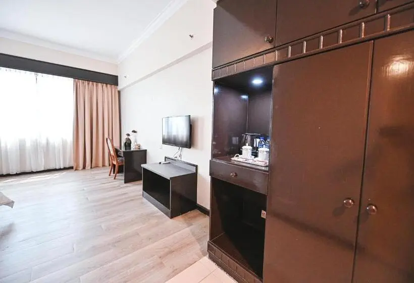 キングサイズベッドのスーペリアルーム, Prime City Hotel Kluang