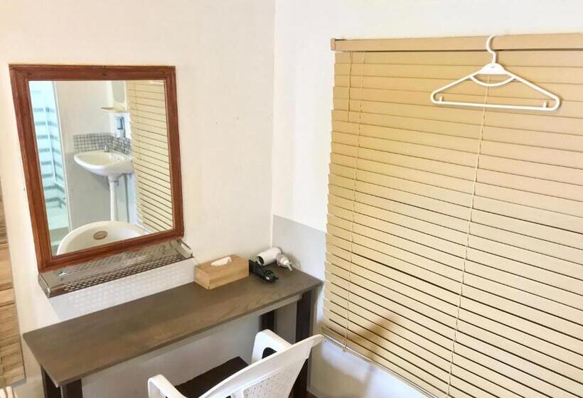 Номер Стандарт с Балконом, Dar Yasmine Motel