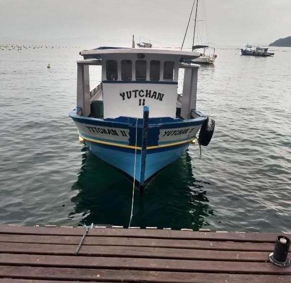 اتاق استاندارد چهار تخته, Pousada Popeye