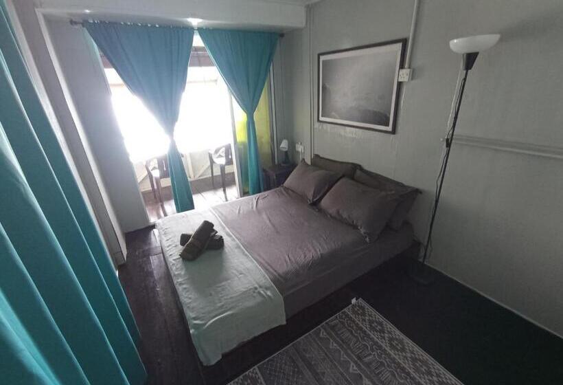 Номер Стандарт Вид на Море с Балконом, Seahorse Diver Guesthouse