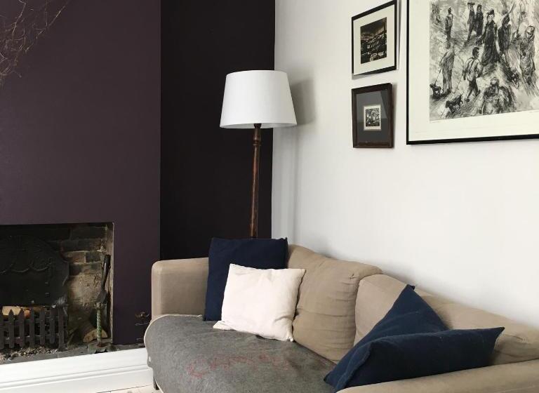 غرفة قياسية, Stone Street