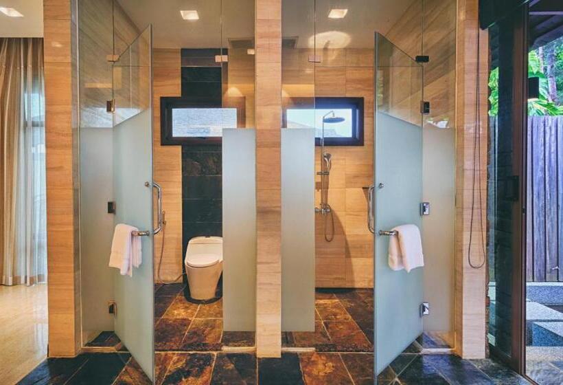 וילה עם חדר שינה אחד ובריכת שחיה, Borneo Eagle Resort