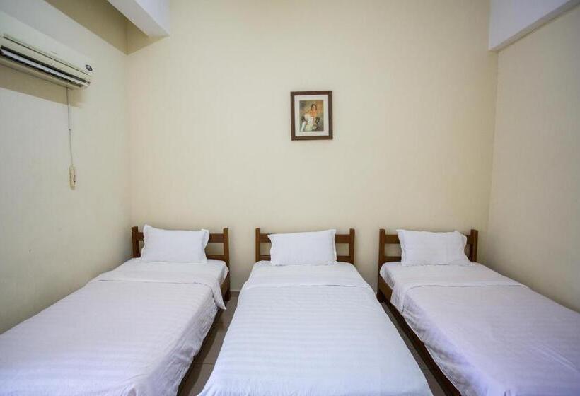 חדר סטנדרט לשלושה, Comfort Inn