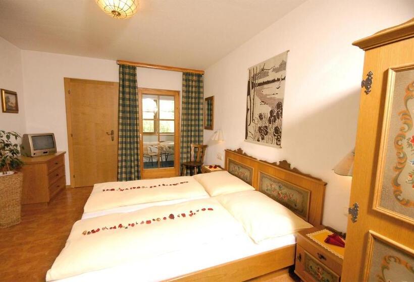 バルコニー付きスタンダードルーム, Stubacher Hof