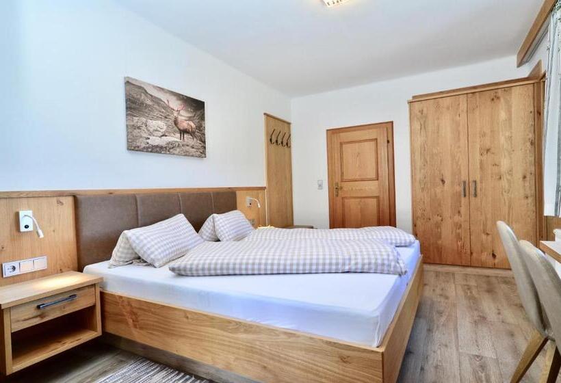 バルコニー付きスタンダードルーム, Stubacher Hof