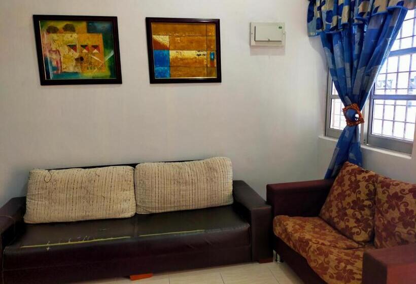 一居室别墅, Homestay Sri Uda A