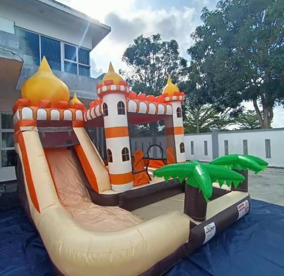 منزل غرفة نوم واحدة, Lux Villa 6rm 12 To 22 Pax Wifi Netflix Bbq Steamboat Games Beach Water Park