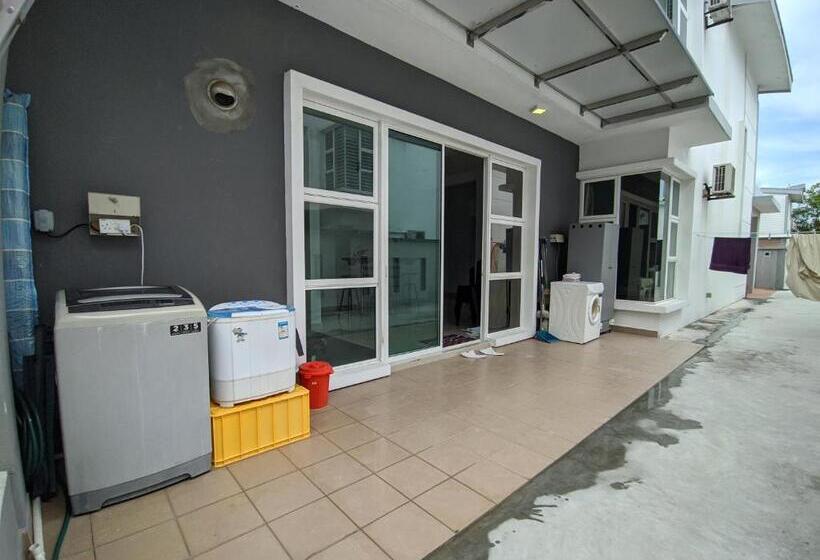 منزل غرفة نوم واحدة, Lux Villa 6rm 12 To 22 Pax Wifi Netflix Bbq Steamboat Games Beach Water Park