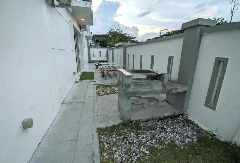 منزل غرفة نوم واحدة, Lux Villa 6rm 12 To 22 Pax Wifi Netflix Bbq Steamboat Games Beach Water Park