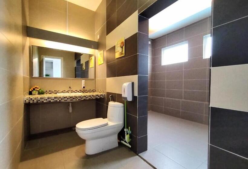 Дом 1 Спальня, Lux Villa 6rm 12 To 22 Pax Wifi Netflix Bbq Steamboat Games Beach Water Park