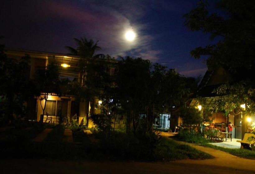 Habitación Estándar Vista Jardín, My Parents Guesthouse