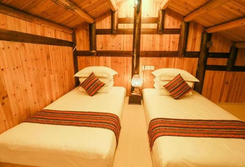 Perhesviitti, Ridge Inn
