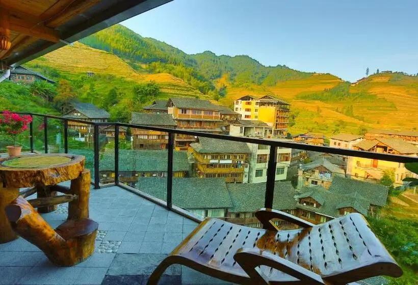 Perhesviitti, Ridge Inn