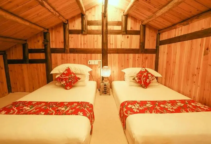 Perhesviitti, Ridge Inn