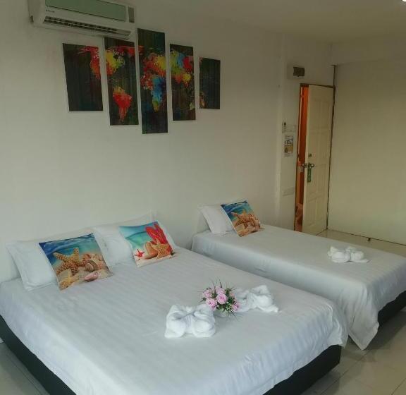 חדר משפחתי נוף לים, Riverbank Dungun Guesthouse & Cafe