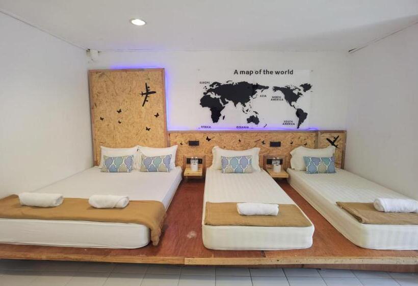 חדר סופריור לארבעה, Riverbank Dungun Guesthouse & Cafe