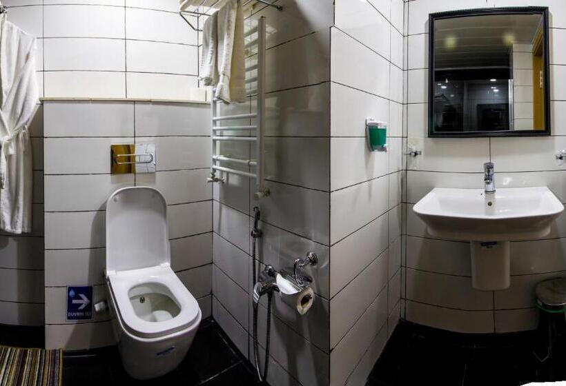 اتاق استاندارد چهار تخته, Complexe Touristique Bouzour