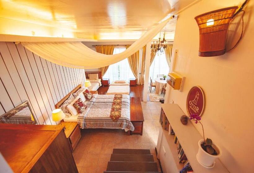 غرفة قياسية رباعية مطلة على البحر, Sinurambi Bed & Breakfast   Mills Residence