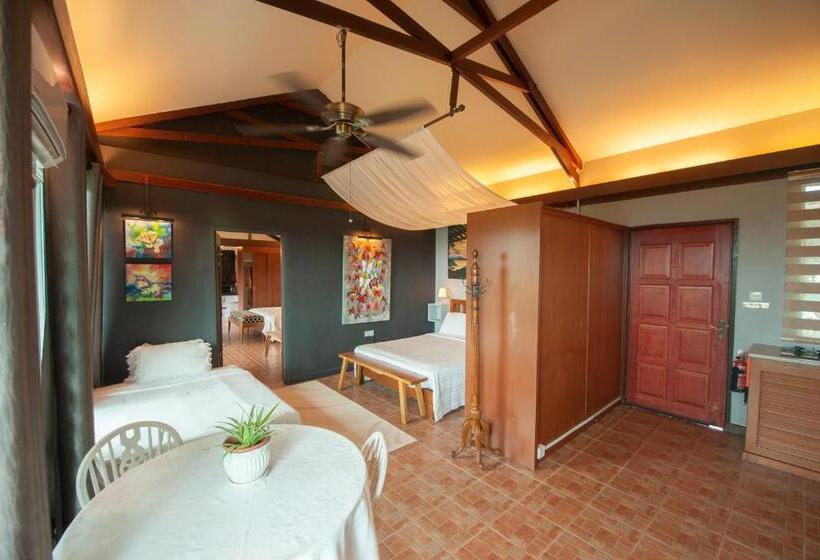 Семейный Номер, Sinurambi Bed & Breakfast   Mills Residence