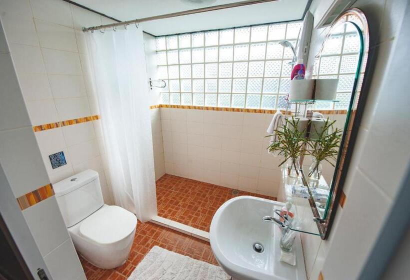 غرفة عائلية, Sinurambi Bed & Breakfast   Mills Residence